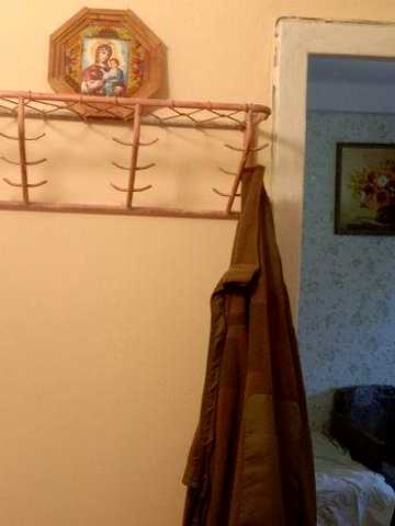 Сдам одно комнатную квартиру,Каменское,ул.Польская 270.5500грн.+Комуналка.