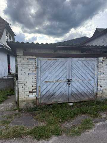 Продам будинок з гаражем, Львівська область, Стрийський район, м.Сколе,загальна площа будинку 113 м2
