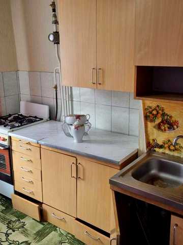 Продам 2 кімнатну квартиру в смт. Глеваха загальною площею 48,2 кв. м в житловому стані ЖК смт. Глеваха