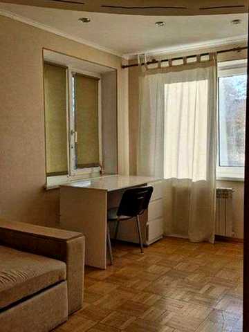 2-х.ком.кв. Дніпровський р-н. 10 хв. метро Дарниця