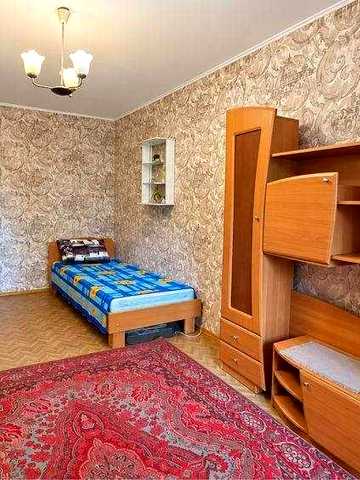 Продаж 1-кімнатної квартири в Святошинському районі за адресою Кучера 2-а
