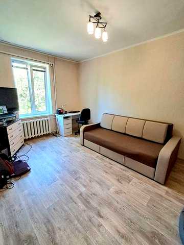 Продаж затишної укомплектованої 1к квартири з ремонтом біля Дніпра. Цегляний будинок