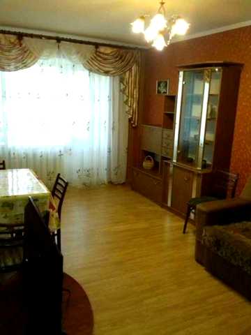 Оренда трьохкімнатної квартири . Казакова, 1а