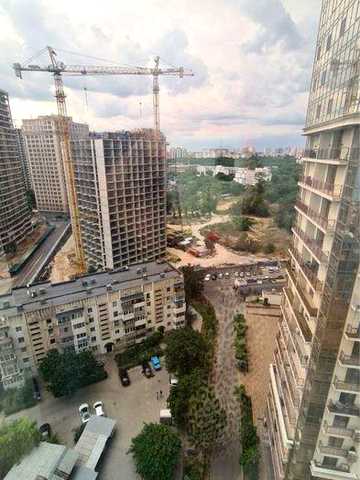 Сдам роскошную однокомнатную в ЖК 19 жемчужина, с летом! Можно питомец