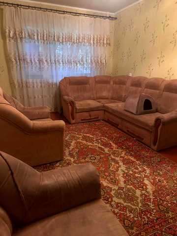 Сдається 2х кімнатна квартира на Карачунах