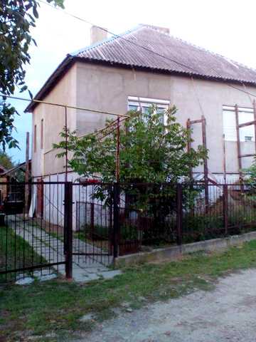продам будинок в с. Чорнотисів