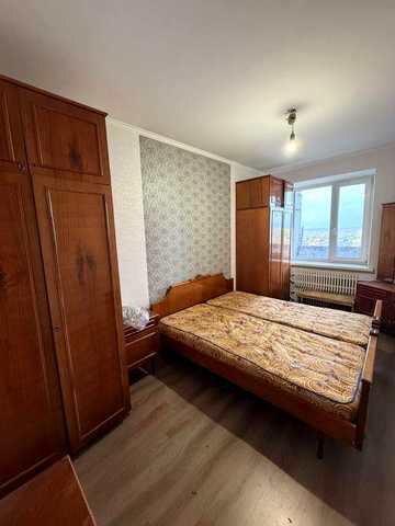 Продам 2-х кім. кв .нового планув.у центрі міста