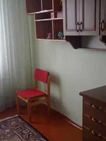 Продам квартиру (гостинку) ул Селянская