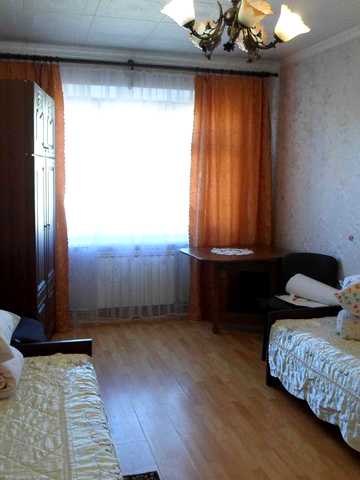 Здам 2к квартиру по вул.Береговій