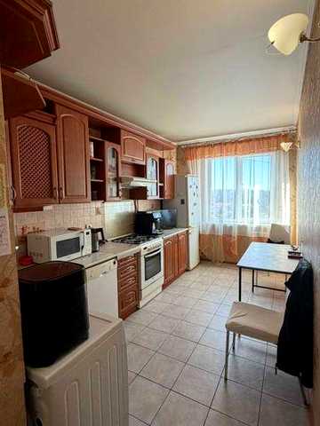 Продаж 3-ох кімнатної в шевченківському районі