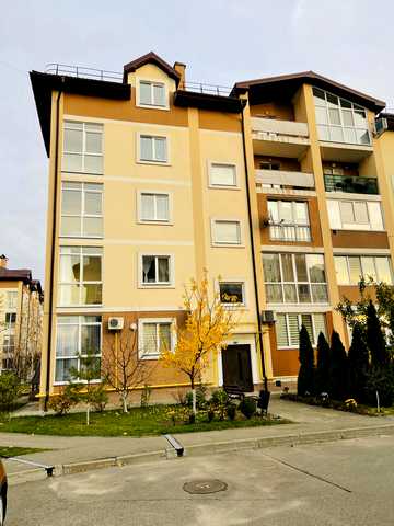 None 82000 USD