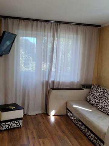 Сдам 1к кв Адмиральский пр ( угол 1ст Люст дор ) 8500гр