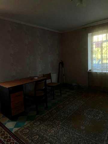 Великогабаритна однокімнатна квартира з автономним газовим опаленням від власника