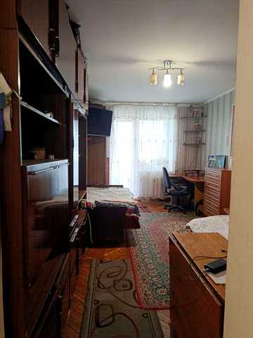 Вул Героїв Крут 4. 5 поверх. Не кутова. Не дорого ЖК район 6 школи