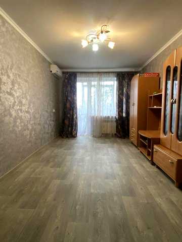 Продаж / 2-х кімнатна квартира / Сталінграда
