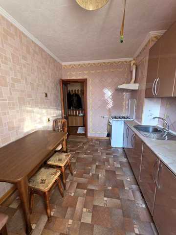 Сдам 3х ком квартиру на Бочарова/ Макдональдс
