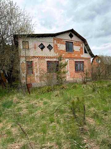 Продаж дачі, збудованої під житло, у селі Сальник