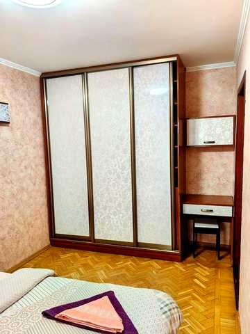 Сдам 2 комн. кв на Черёмушках. Ул Танцюры