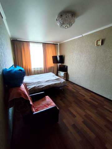Продається квартира (секція)