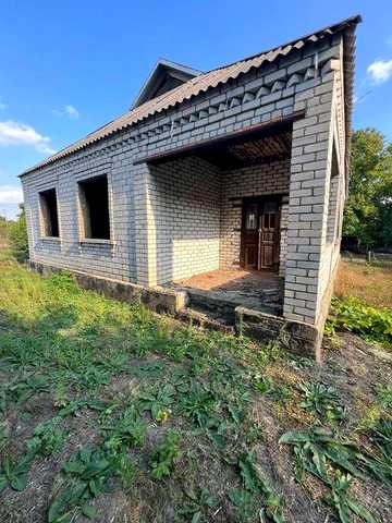 ПРОДАМ НЕДОРОГО БУДИНОК с. Кам'яний Міст Миколаївська обл. ( незавершене будівництво)