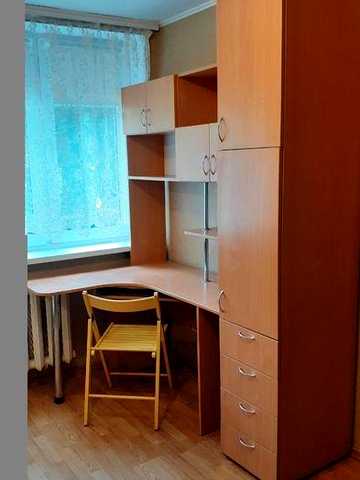 Продам 1-к квартиру гостинка Дарницький р-н