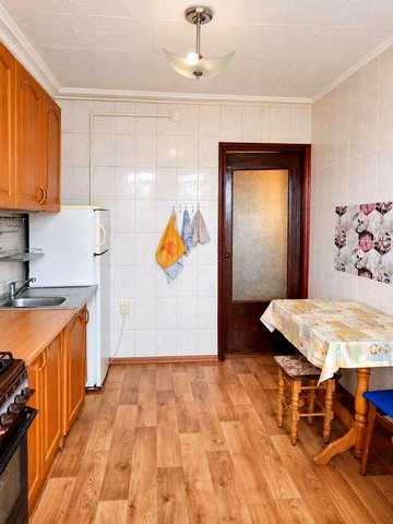 Без комісії | 2-кімнатна | 52 м² | Бортничі | Харченка | 5/5 | Цегляний будинок | Роздільні кімнати | Лоджія