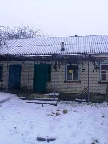 Продам будинок на чотири кімнати