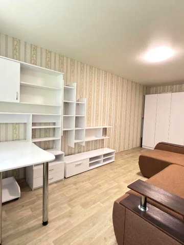 Продам квартиру на Генерала Пушкіна вул. 1 Б