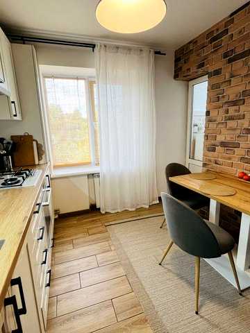 Продаж 3-х кімнатної квартири в м.Обухів