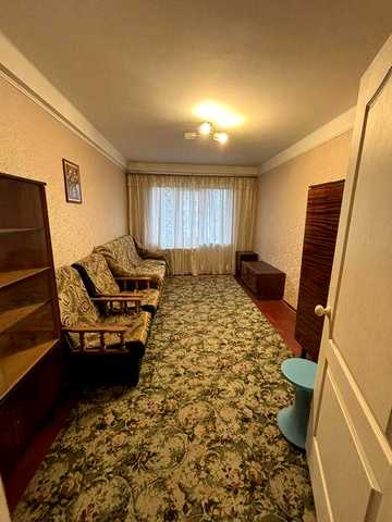 Продам квартиру ул. Йорданская  18 метро Оболонь 10 минут пешком