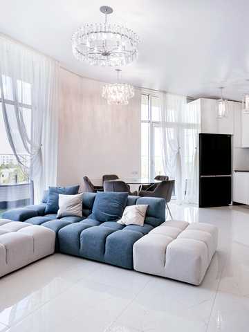 None 175000 USD