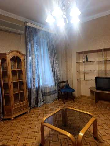 Сдам в центре 3 комнатную Малая Арнаутская