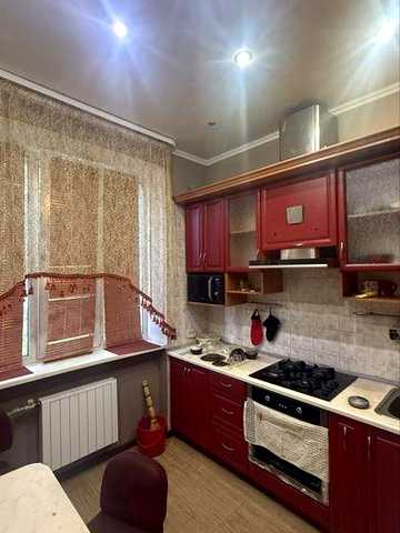 Аренда Сдам 2 комнатная, «Сталинка»