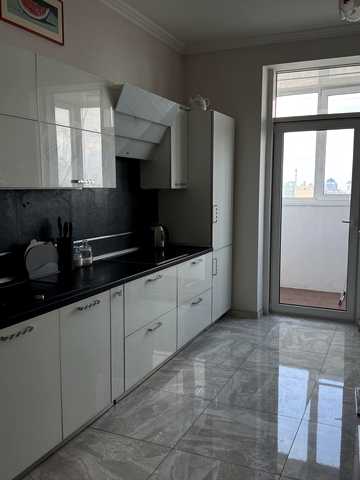 None 192000 USD
