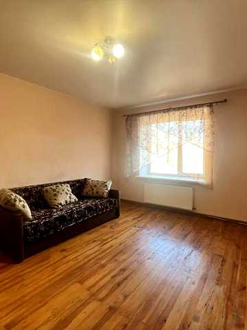 Продаж 2к Квартира Антонова Олега вулиця