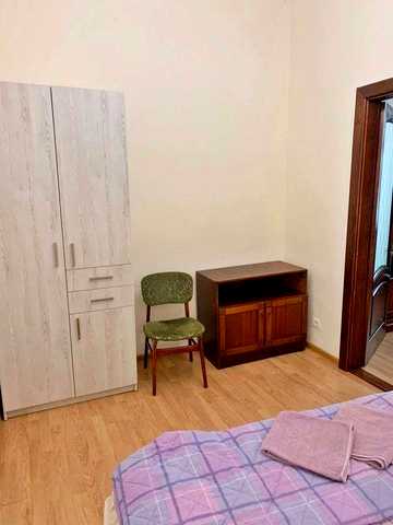 Довготривала оренда 2 кімн. квартири, Центр (ТЦ Форум / Оперний Театр), на вулиця Куліша