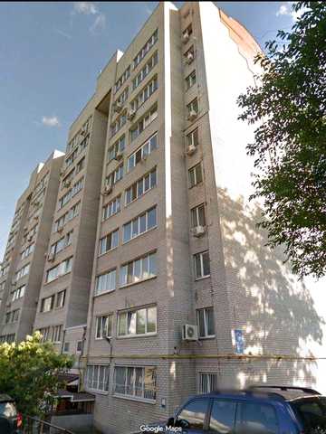 Простора трикімнатна квартира 100 м2  на вулиці Січових Стрільців  90-Д.