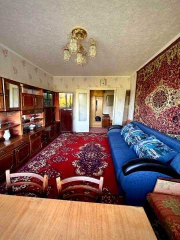 продам 2 кімнатну квартиру 57 кв.м. ж/м Парус