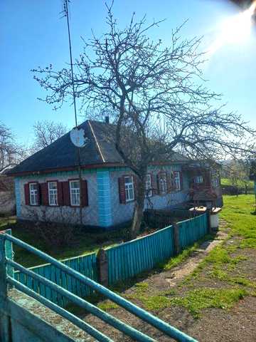Продається газифікований будинок