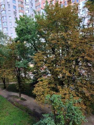 Продаж недорого 3к квартири 72 кв. м на просп. Берестейський 127. Без комісії.