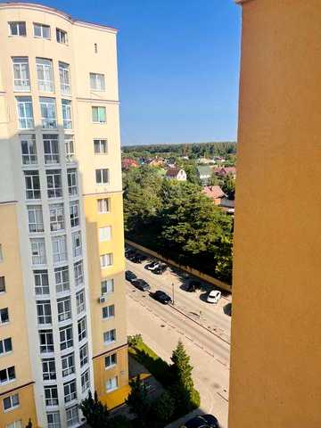 Продам квартиру в хорошем районе г. Киева ЖК Чайка