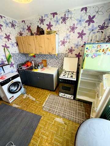 Продается 2 ком квартира в Хортицком р-не по улице Дорошенко