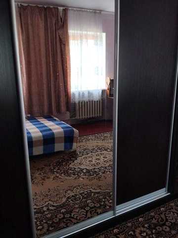 Продам 2 кімнатну квартиру с меблями. ЖК 6