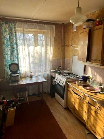 Сдам 1 комнату в  3-х комнатной квартири, метро Шулявська