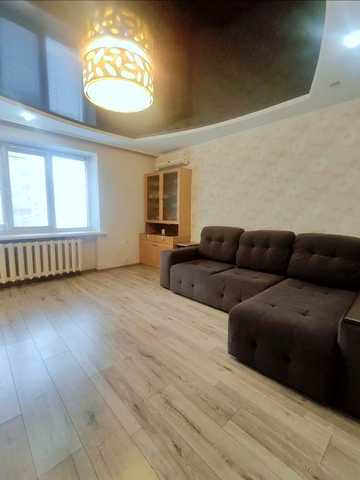 Продам 2к квартиру на Красном Камне, кирпичный дом