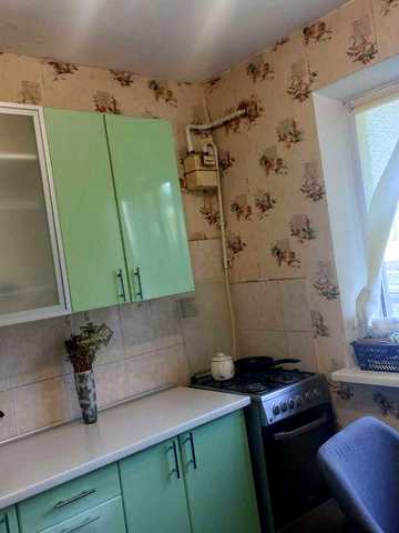Продаж 1-км  с.Петропавлівське  30 м² заходь і живи ,10 км від Києва , тихе місце, м.Бориспільська