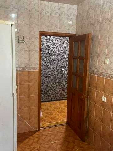 Сдам 3 квартиру на Ярослава Баиса (Высоцкого) 11 . 2 этаж.