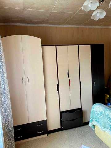 Продаж окремого вмебльованого будинку, смт Чутове, центр, 65 кв. м.