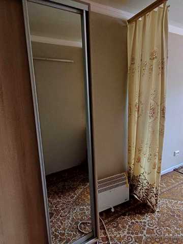 Продаж 1кім кв біля райлікарні