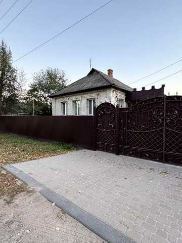 Продається будинок в  м.Лебедин